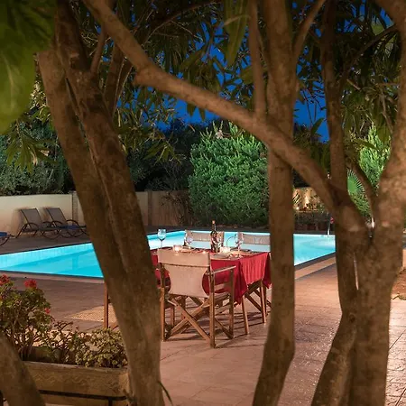 Marina'S Villas Ferienhaus *