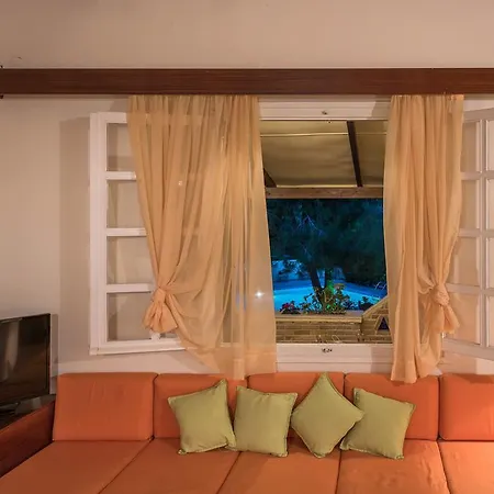 Marina'S Villas Ferienhaus Vasilikí