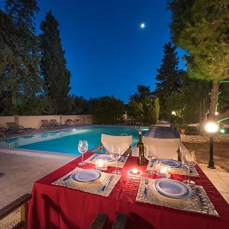 בית נופש Marina's