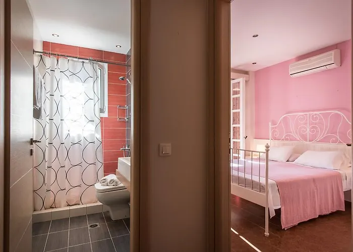 Marina's * Vasilikí