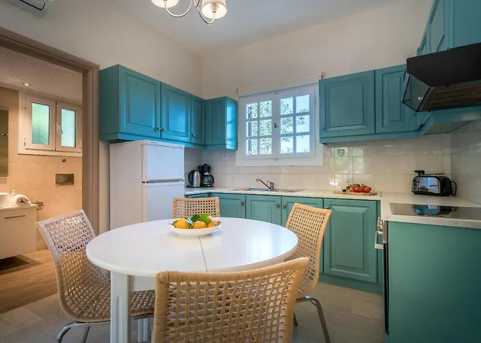 Marina's Semesterbostad *